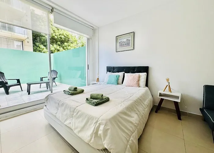 Apartment With Patio, Gym And Pool